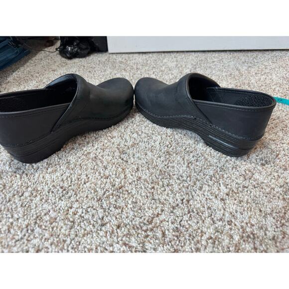 Black, Leather DANSKO Shoes/Clogs, size 38/7.5-8 - Picture 6 of 9